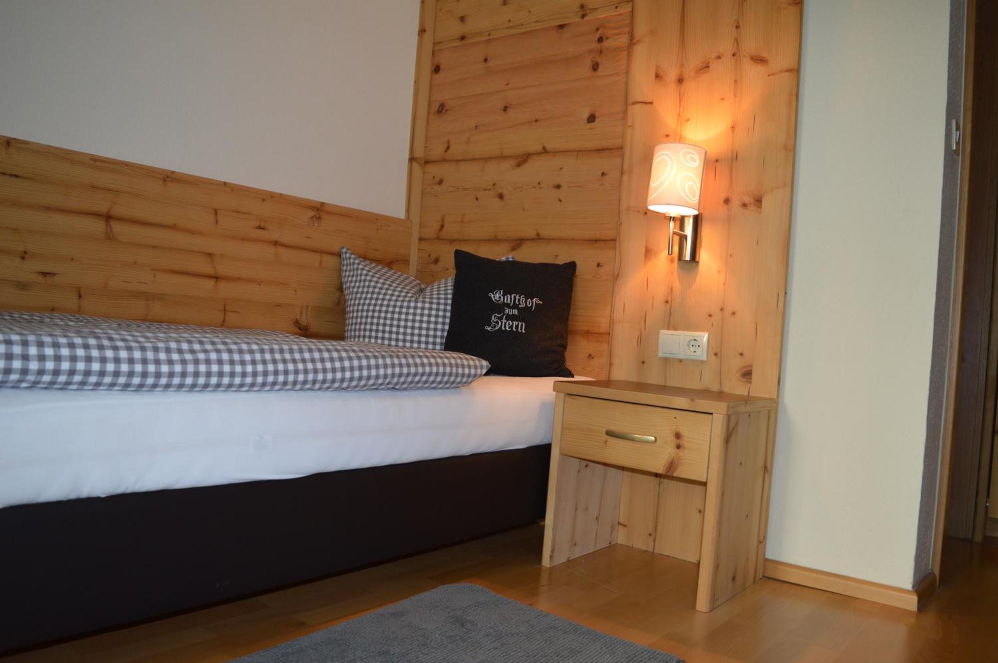 Gasthof Zum Stern Oetz Buitenkant foto