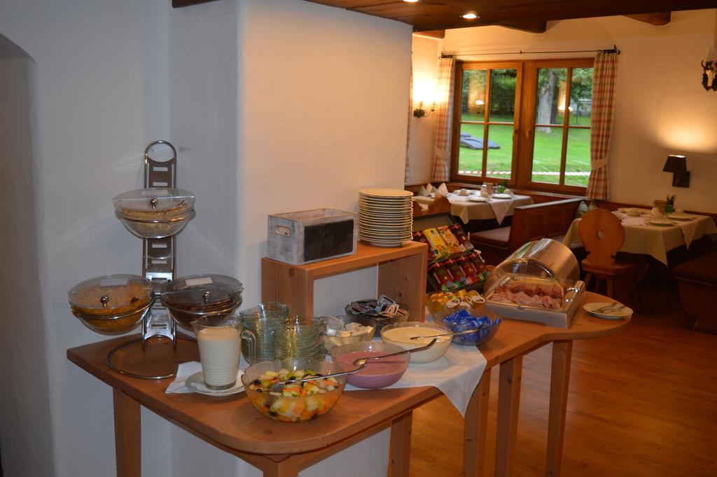 Gasthof Zum Stern Oetz Buitenkant foto