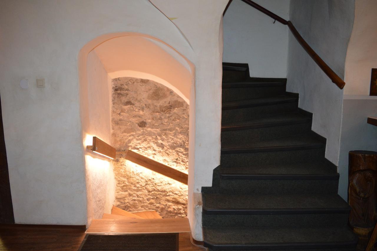 Gasthof Zum Stern Oetz Buitenkant foto