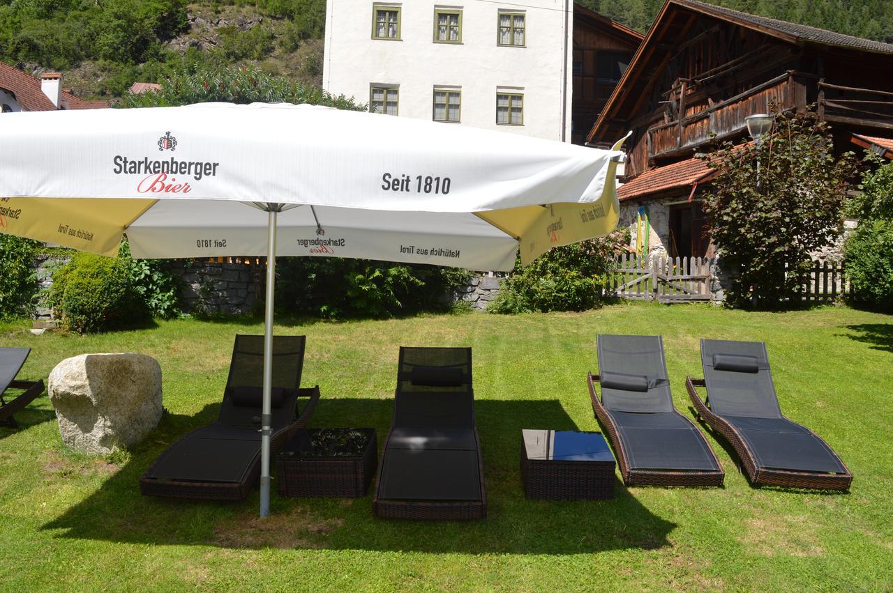 Gasthof Zum Stern Oetz Buitenkant foto