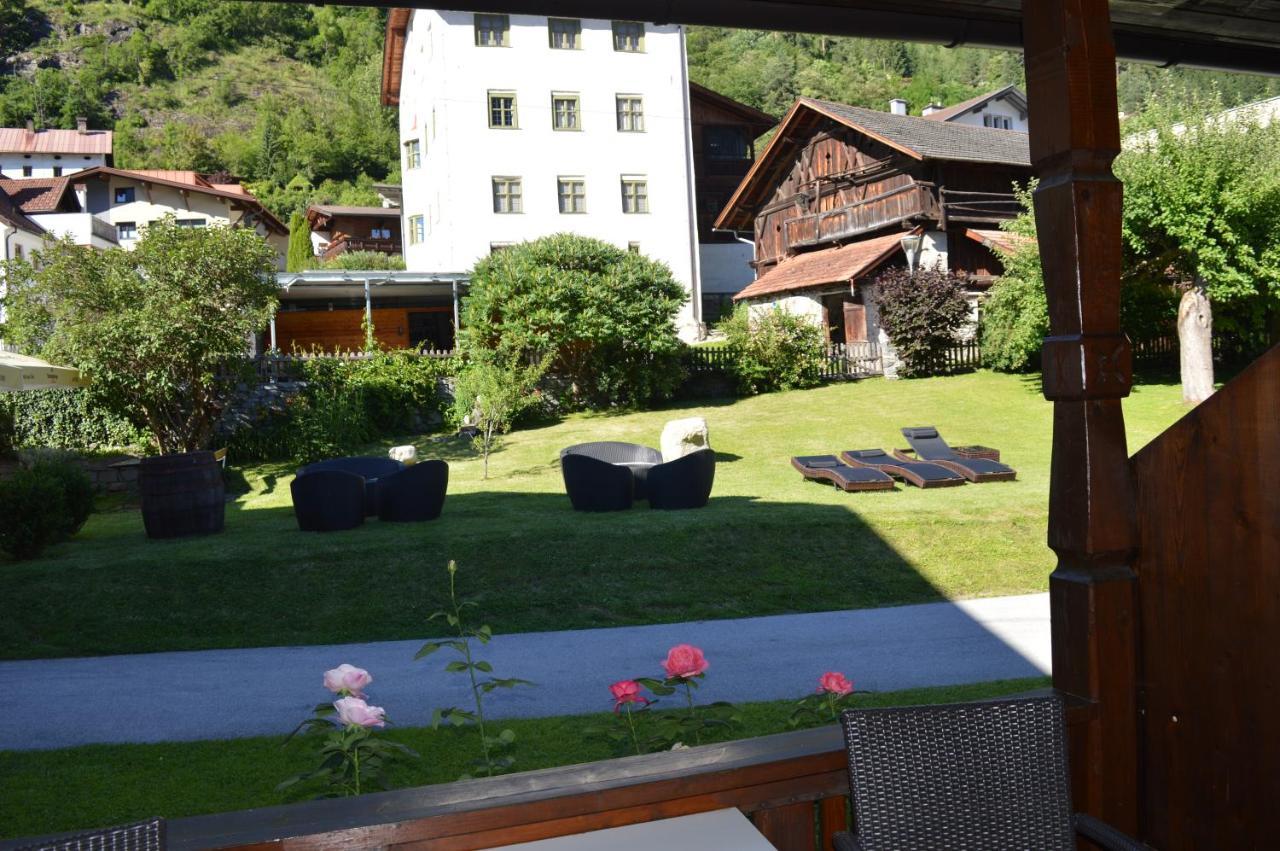 Gasthof Zum Stern Oetz Buitenkant foto