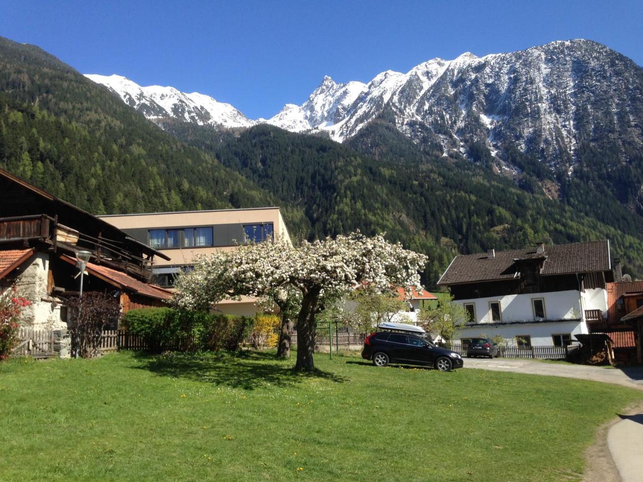 Gasthof Zum Stern Oetz Buitenkant foto